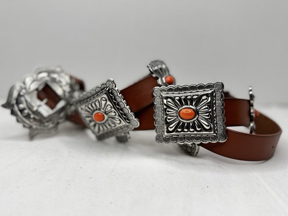 NEW Western Medium Concho Belt Brown Leather Silver Metal Southwestern Cowgirl